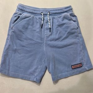 Vineyard Vines Boy short,size M(12-14), medium light blue, distressed look
